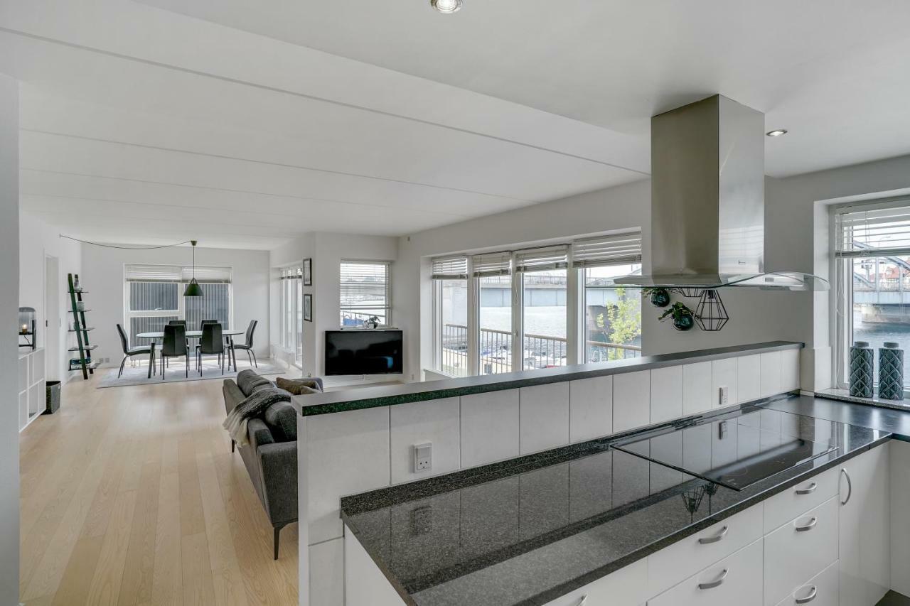 Luxury City Center Harbour Apartment 2 Bedroom Сённерборг Экстерьер фото