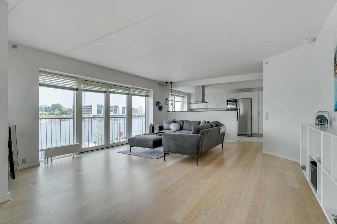 Luxury City Center Harbour Apartment 2 Bedroom Сённерборг Экстерьер фото