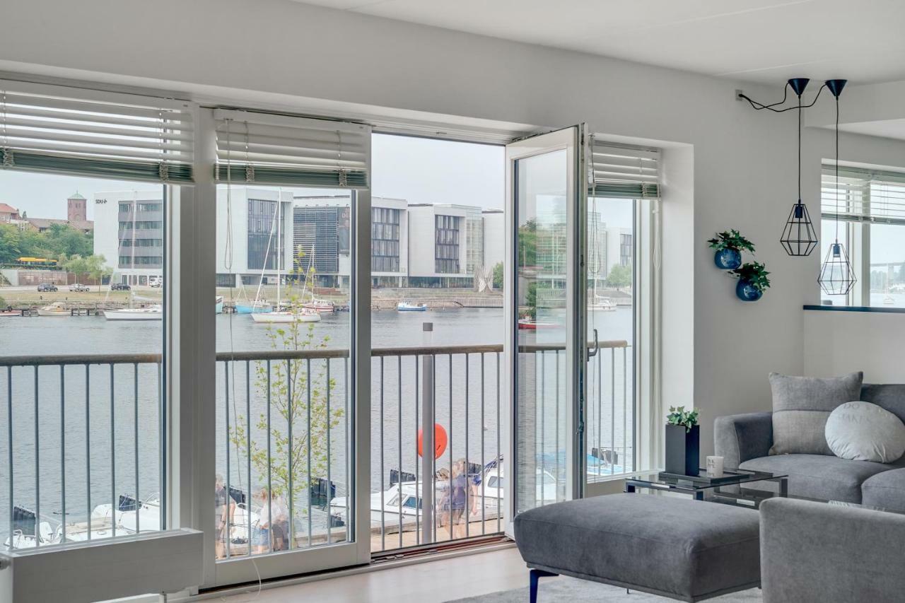 Luxury City Center Harbour Apartment 2 Bedroom Сённерборг Экстерьер фото